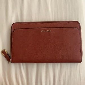 Coach mauve pink gold passport travel wallet